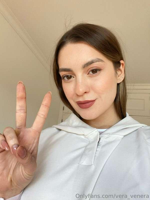 i'm in great mood and have a lot of plans for the day🥰 how a..
