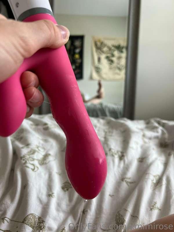 😈