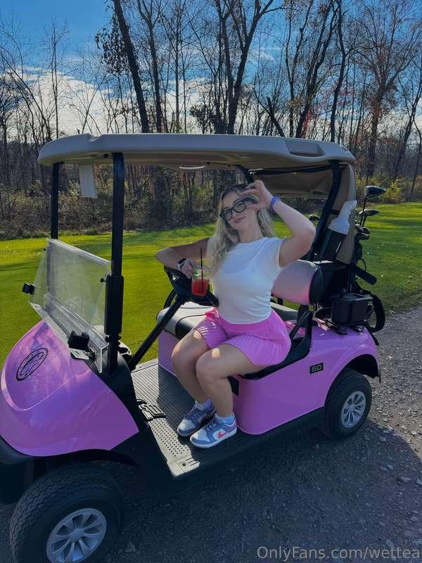 pretty in pink ⛳️💕