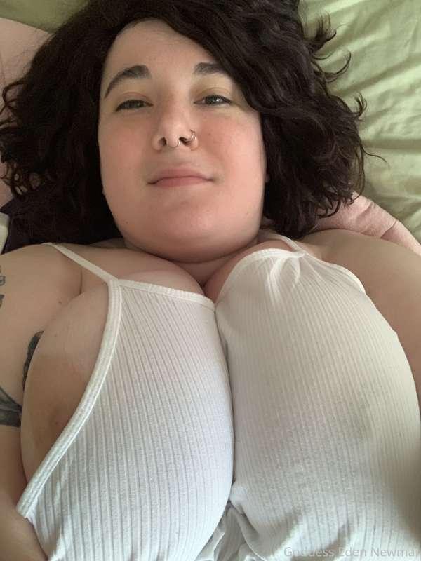 Titties lookin real supple while I do my homework. Do you wa..