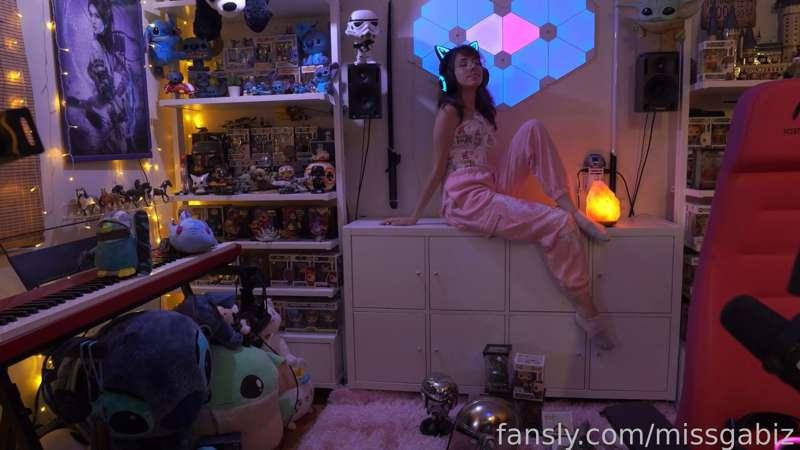 missgabiz image #11