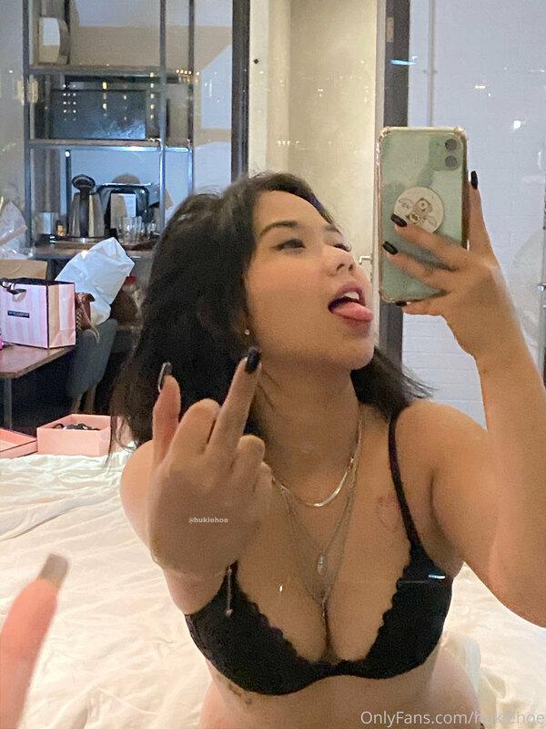 more photos to my new tattoos?✨