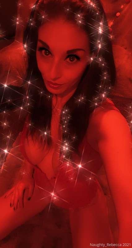 Feeling rather naughty for a Friday 💯💋💯

Who wants to play t..