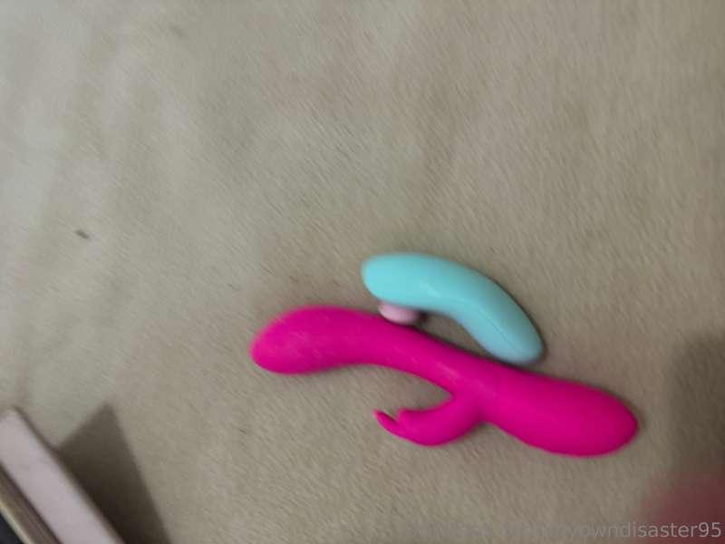 Alguien me regala otro jueguete?🔥🔥🔥 Queréis videos con ellos..