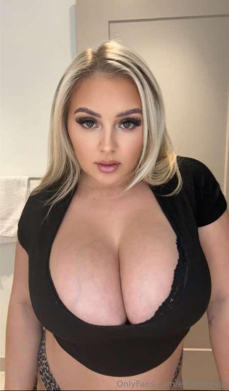 Tell me exactly what you’d do. 😈👀
