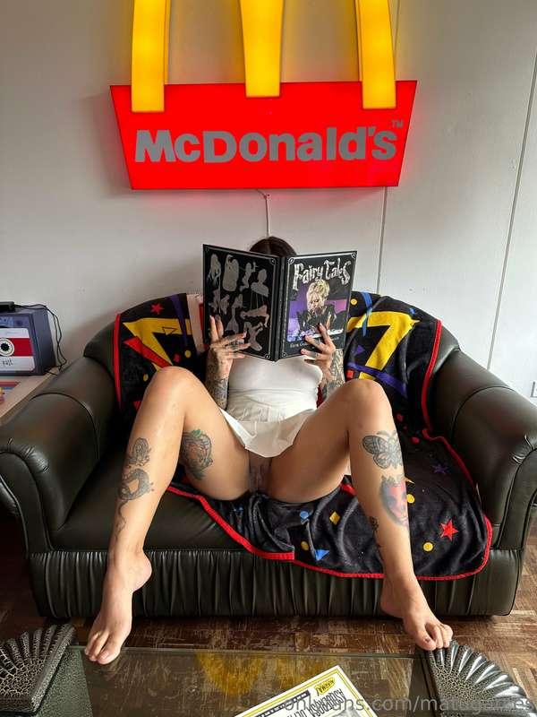 Esta semana será una semana caliente! 😏🔥
Acá estoy mirando q..