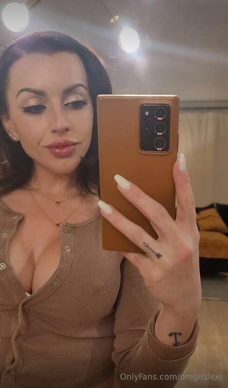 Are you gonna be a good pet and do as I say in this video? 😈