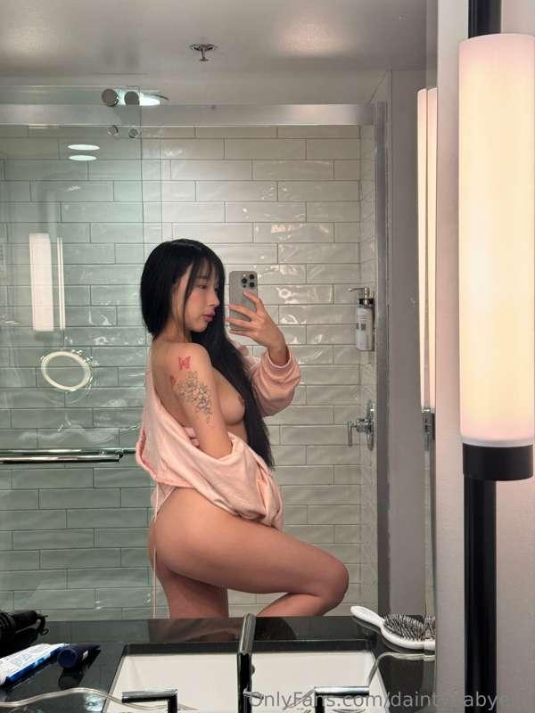 your petite asian persuasion😋