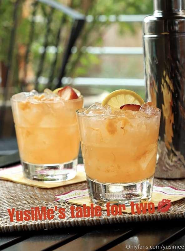 Weekends with YusiMe 
“Vodka and Vagina”
Table for 2 💋
Stay ..