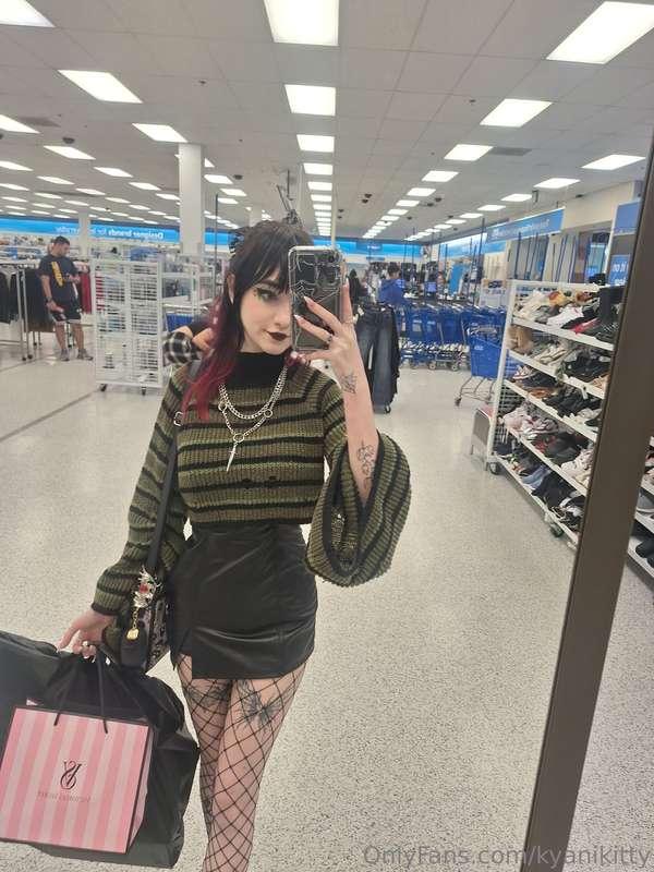 I got a whole bunch of new lingerie sets🤭🥰