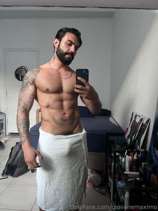 Me ajuda no banho ?Help me in the shower? 