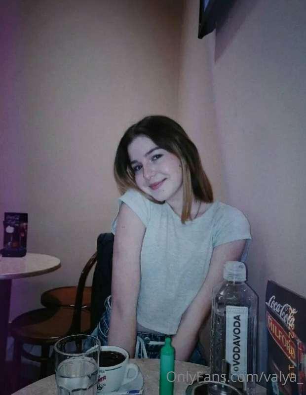 😁