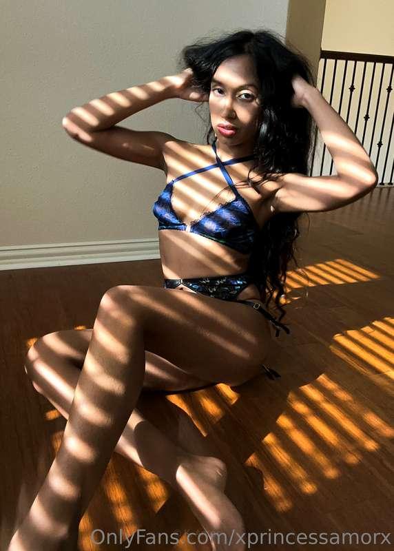 New spicy artistic set loading…blue dreams will be hitting y..