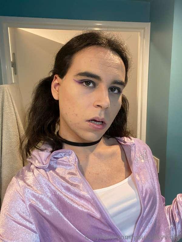 I Hope I look like a horny bitch brat 💅🏻💜
