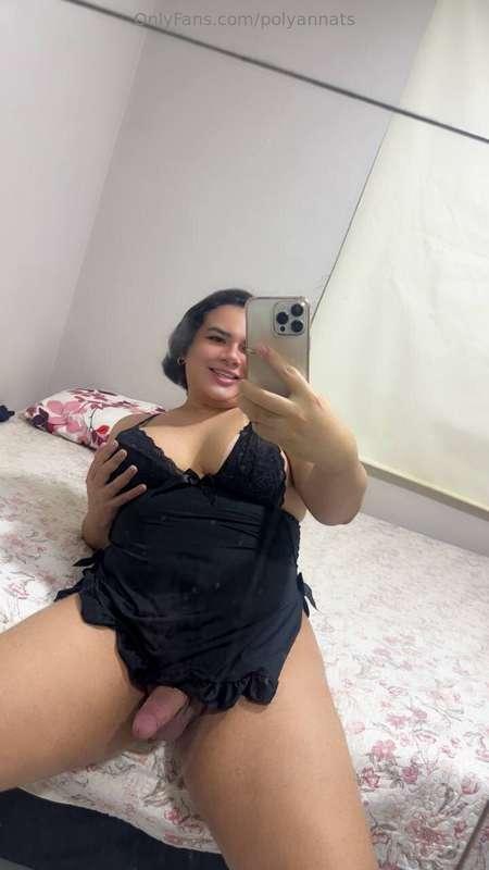 Baby why are you ignoring my messages 📲📲 I'm super horny wai..