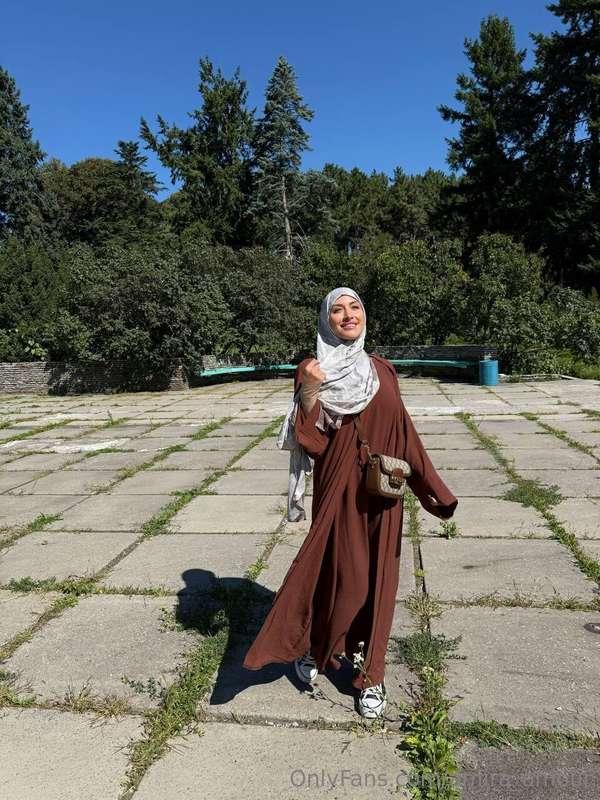 What fills our lives with colors is sometimes simple things:..