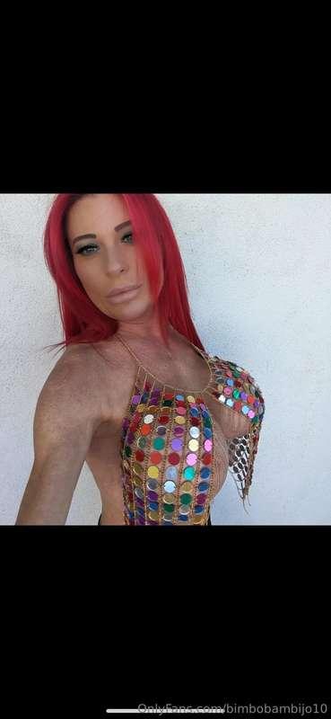 OMG! How🔥 Hot 🔥 is this Top!!!   Yummy……🔥🔥🔥💥💥  Wanna see mor..