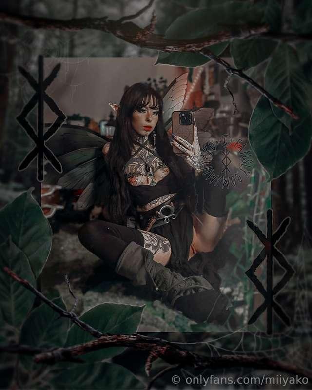 Wanna get lost with this woodland fae?✨🌲