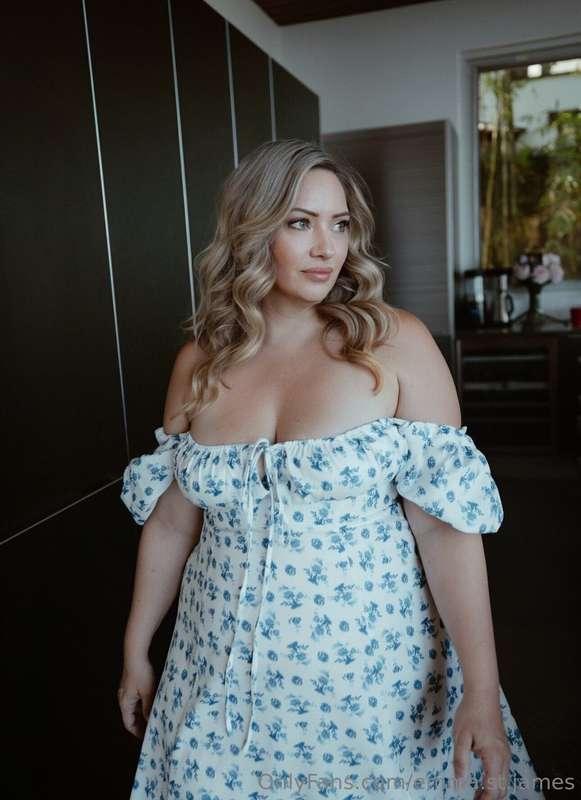 Keeping it classy with a touch of sassy🤍