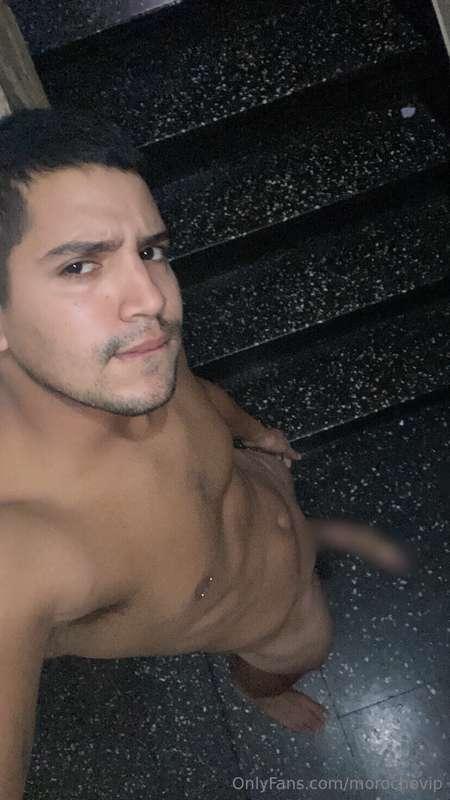 My dick is very hard today 😰😈😏👅 What do you say... Does my d..