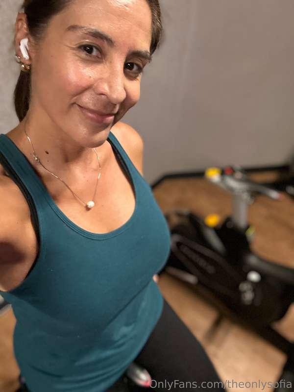 At the gym 🤸