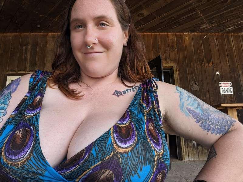 Peep the sign behind me, lol. 🐎