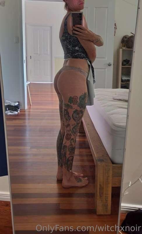 Just how could you leave this girl on read 🙄