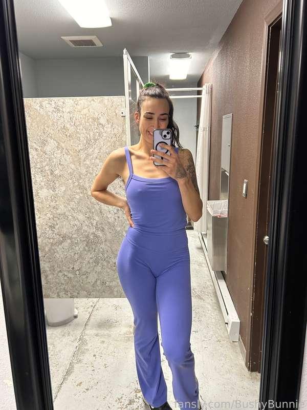 bushybunnie image #3