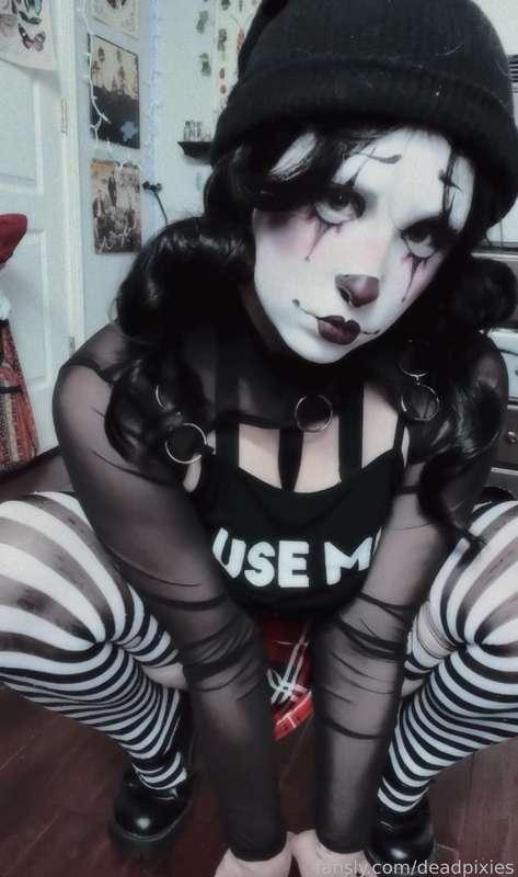deadpixies image #1