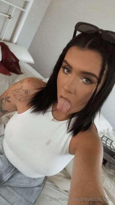 what would you do if I opened my mouth like this for you???😋..