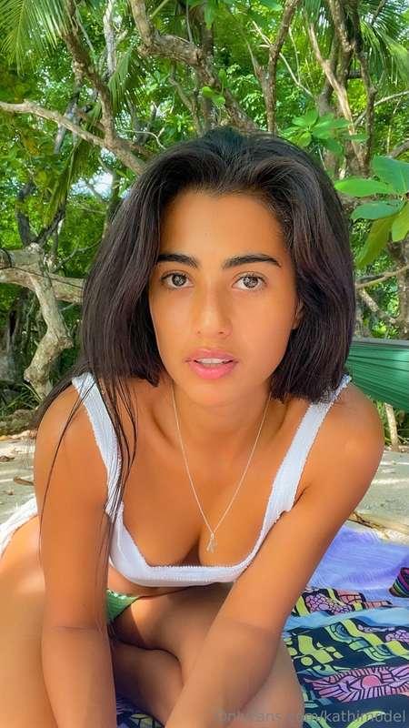 A Selfie Kind of Day — Barefoot, Breezy, and Wild Sometimes,..
