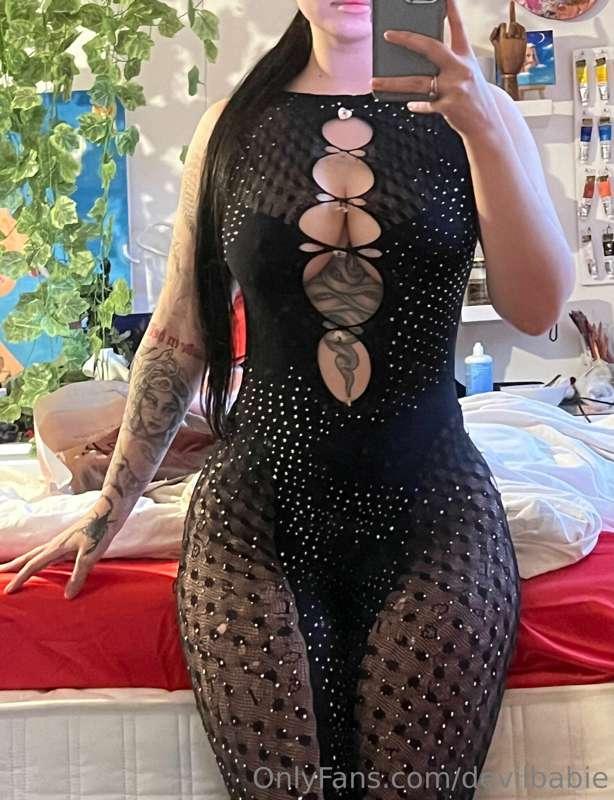 wearing this for u tonight