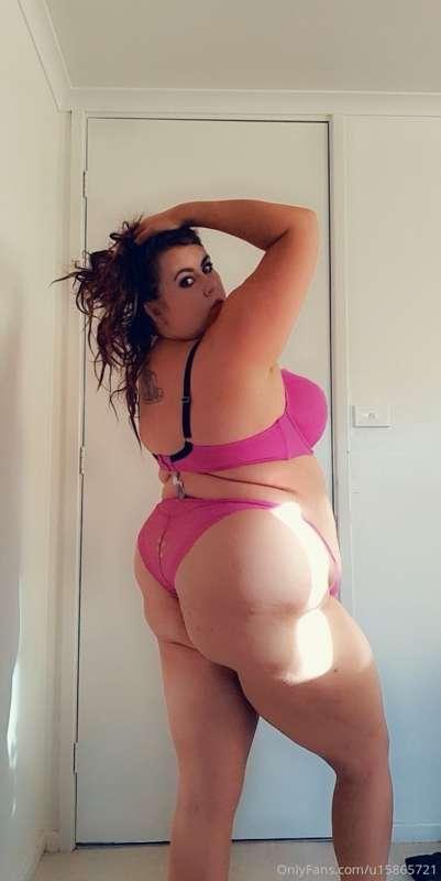 Would u slap my ass baby