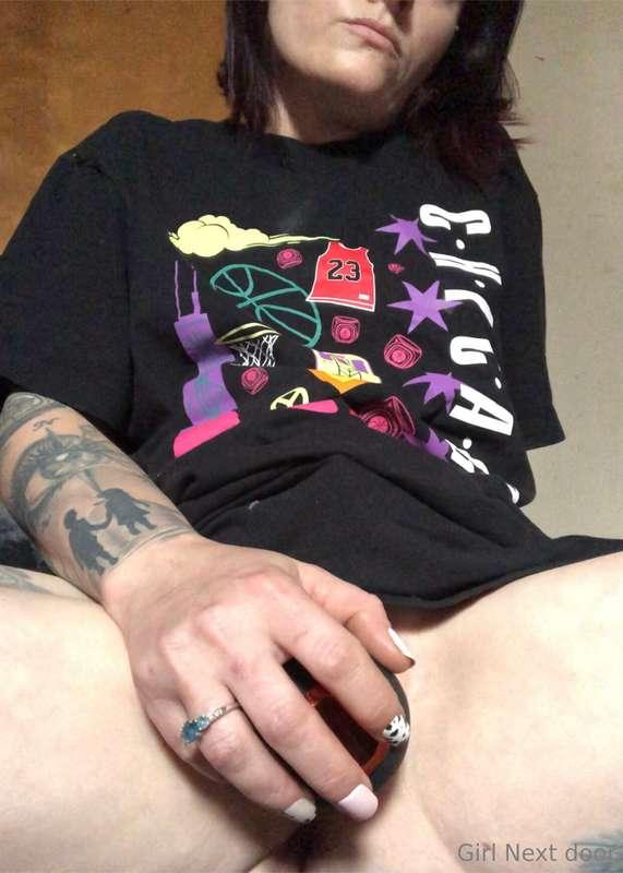 🖤 🌹 💦 🤫 had to try and be quiet. It was so hard not to moan ..