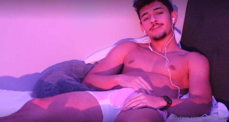 Have y seen this video😈