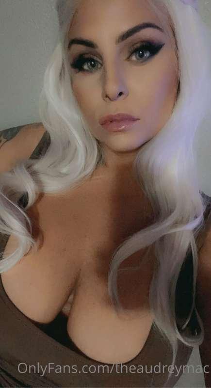 Come play with me online 😛
