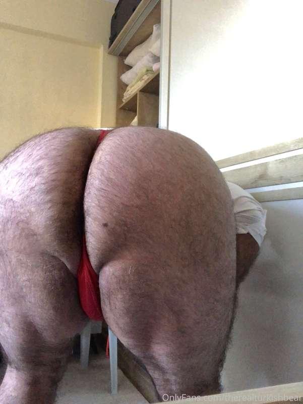 Jesus! This is built for action! Feeling damn thick! 🥵🍗