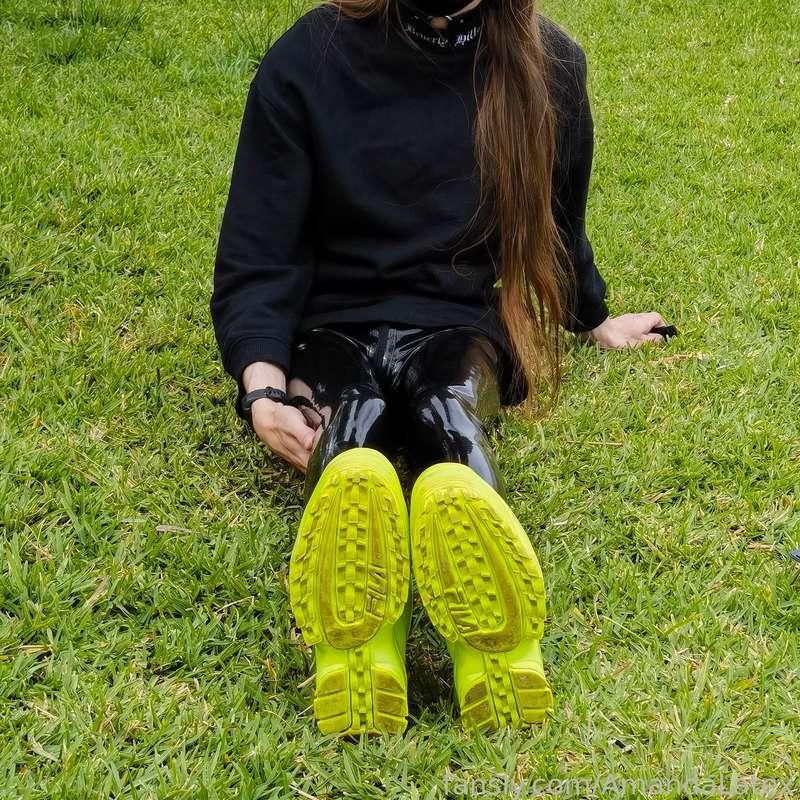 amandalatex image #14