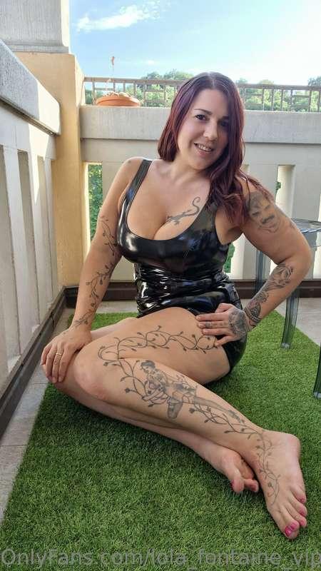 Chilling on the balcony wearing my pvc dress💖