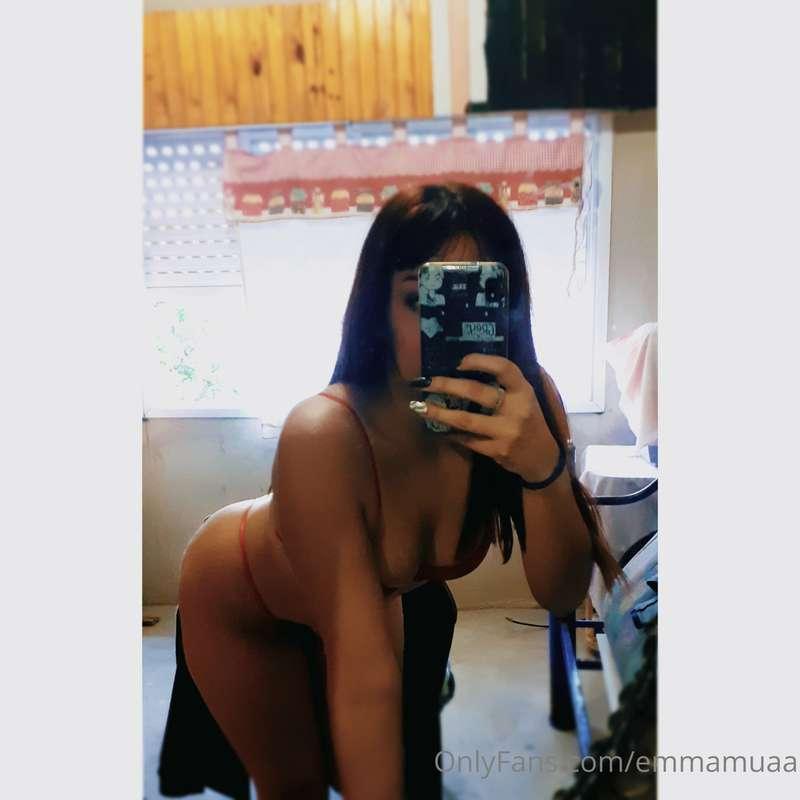 I'm lonely and bored baby, talk to me to play for a little w..
