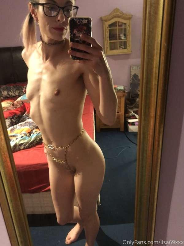 Nothing but my new set of chain undies ⛓⛓