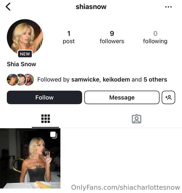 GO FOLLOW MY NEWWWW INSTAGRAM @SHIASNOW FOR A FREE SPICY PIC..