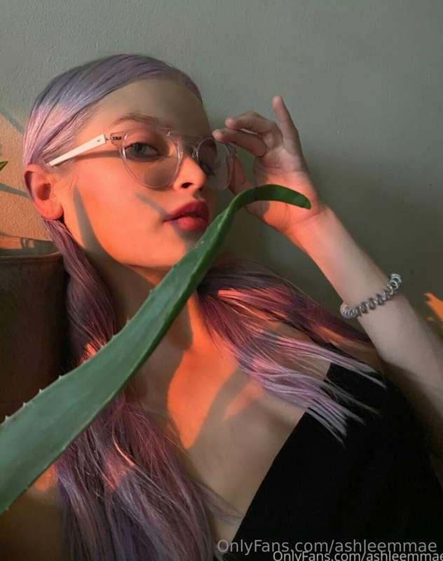 Good evening, Let me flash you 🍒 👅