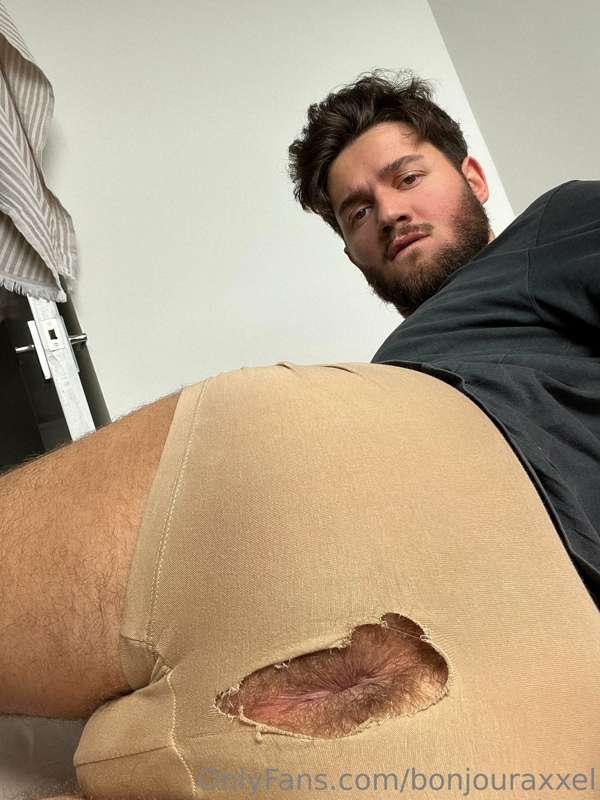 Oh no step bro, my boxers just ripped, I hope you’re not gon..