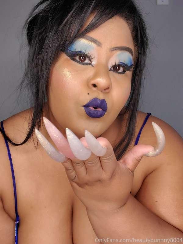 Goddess Temptress Tantalizing you're Eyes