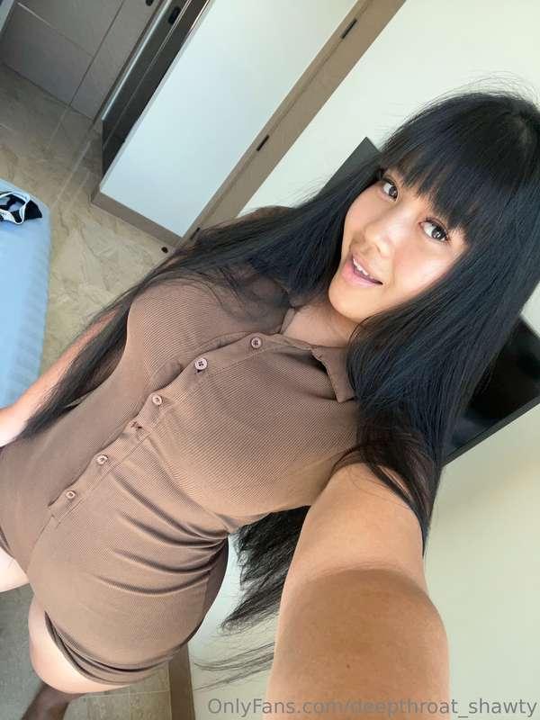 A little rainy today, come and cuddle with me? 🥰