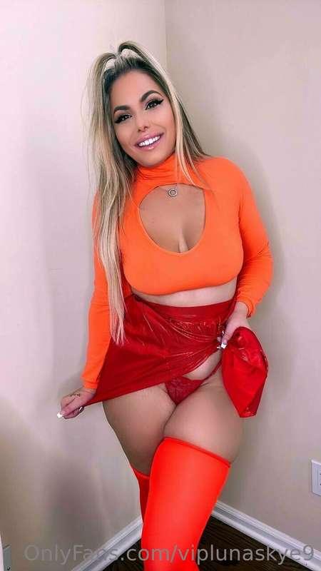 Maybe I should consider taking off a little for you 😈😇