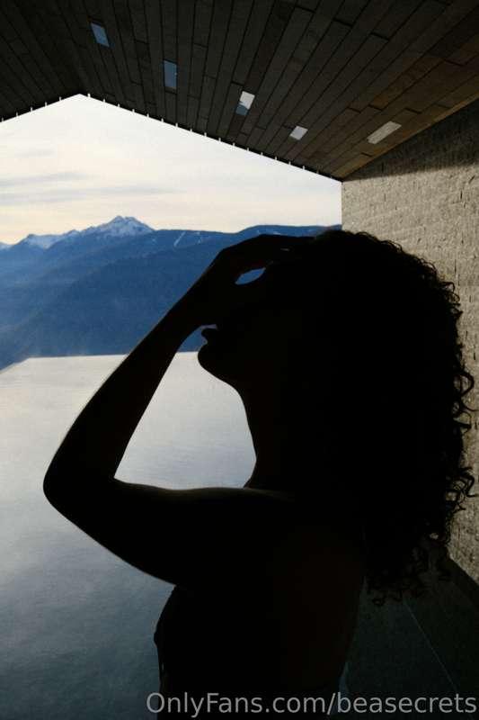 My face's silhouette that makes you dream!