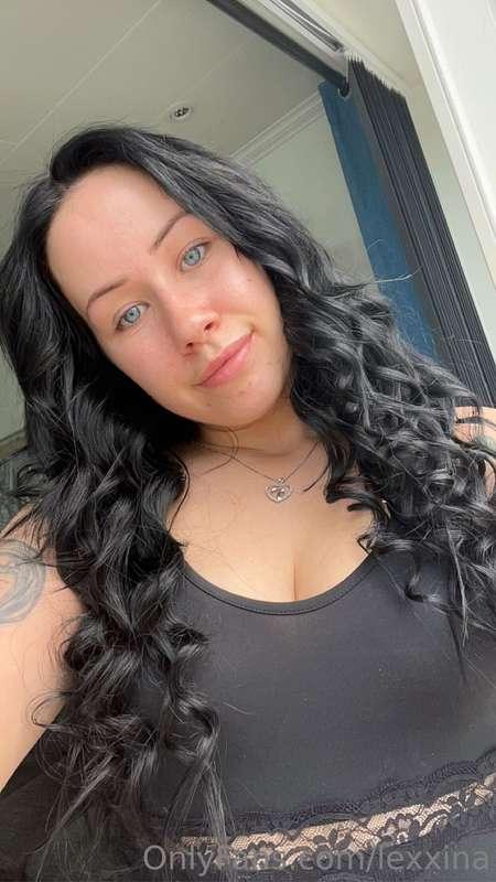 Who wanna see full video of me naked with dildo, and some or..