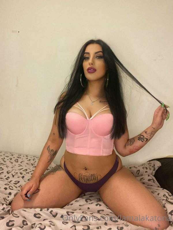 CHECK YOUR DM😈